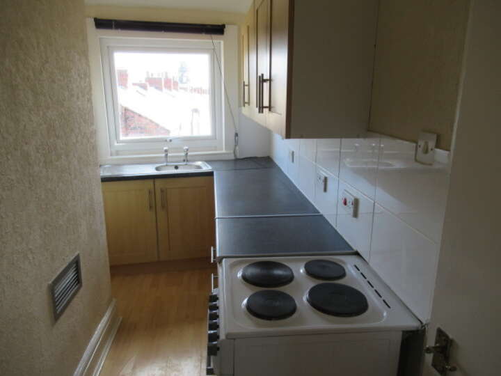 38_Liscard_sf_kitchen.JPG