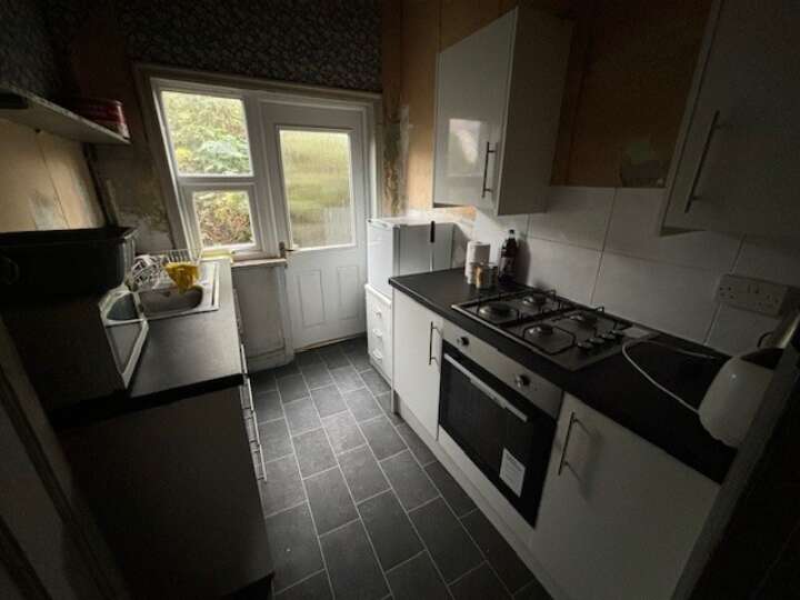 55_Hythe_Kitchen.jpg