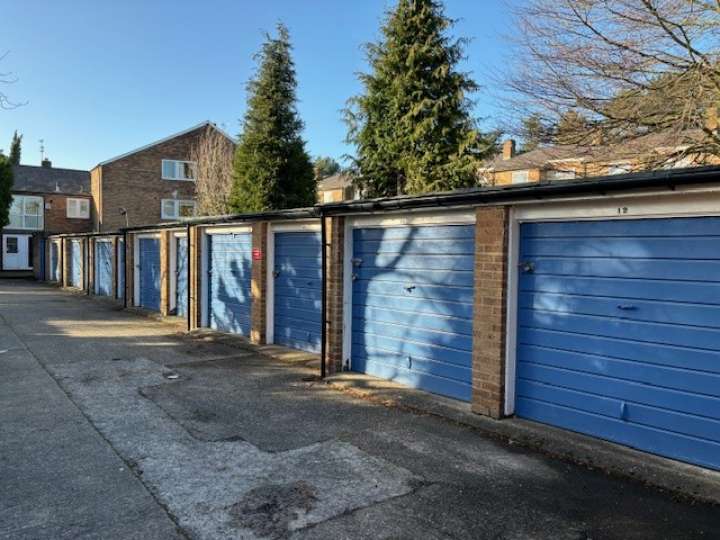 Bidston_Court_Garages_-_Row_of.jpg