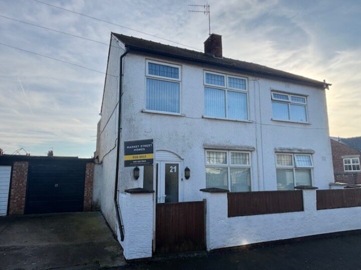 19 Back Sea View, Hoylake